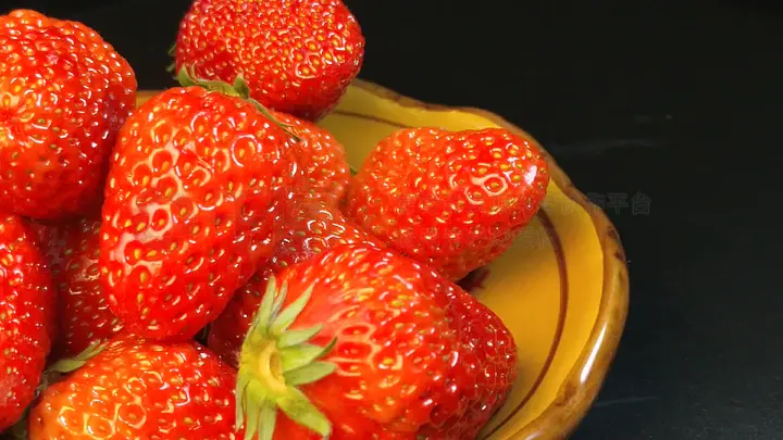 羞羞影院午夜男女爽爽免费 羞羞能增进伴侣间的影院了解