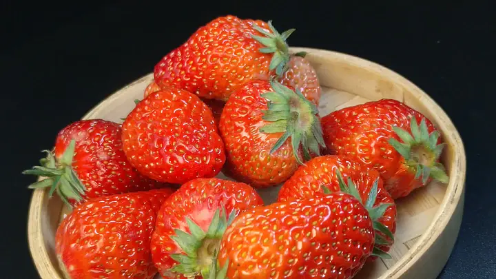 桃色 电影 《花样年华》- 王家卫导演