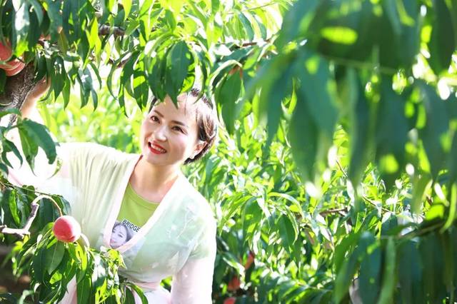 久久精品无码不卡 