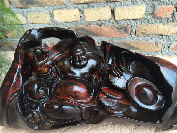 暗黑真相網 暗黑文章排版以文字为主